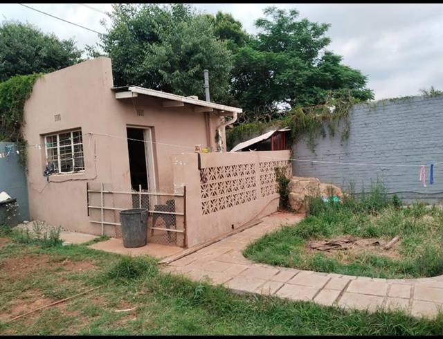 3 BEDROOM HOUSE FOR SALE IN KENSINGTON